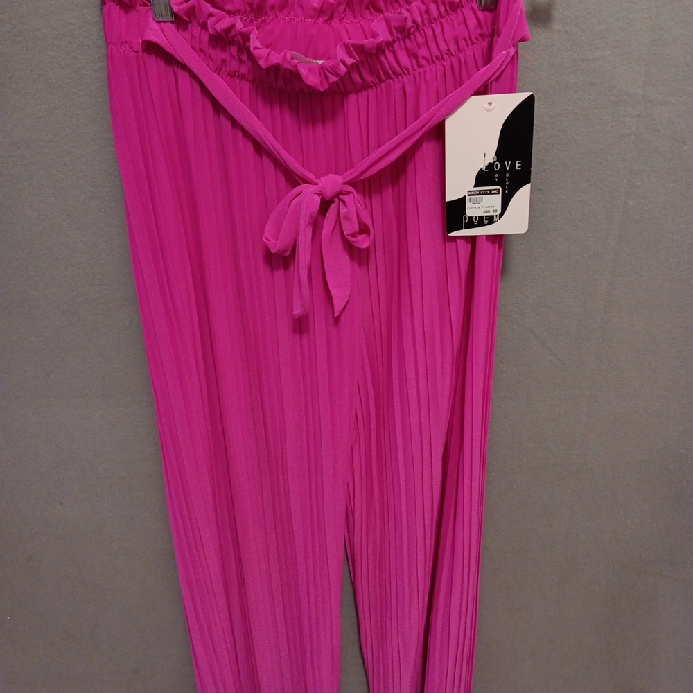 Love Poem Pink Pleated Summer Pants NWT. retail $68. Blowout Sale Size XL